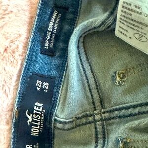 Hollister jeans